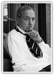 Black-and-white picture of photographer William Eggleston.